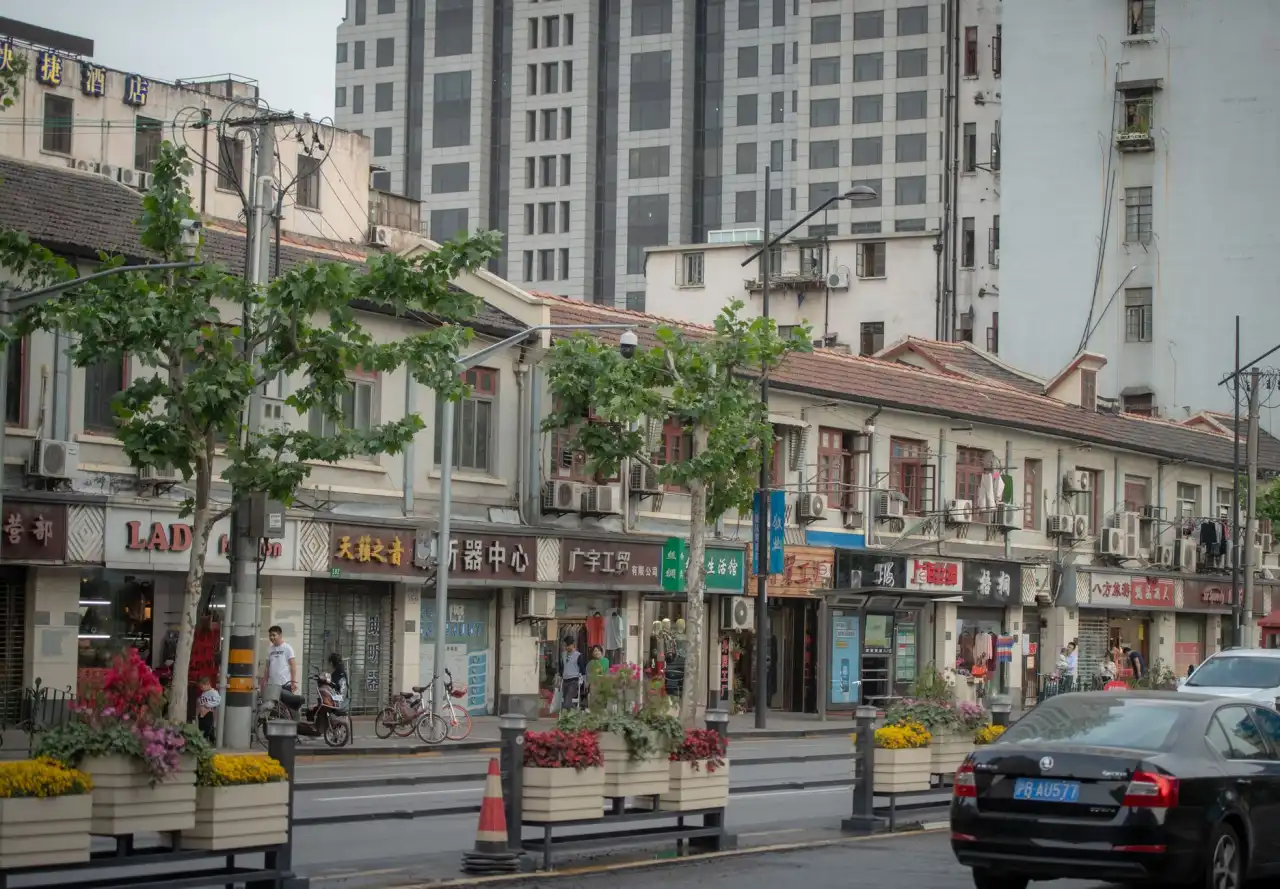 图书策划与文化交流融合趋势下，出版机构如何优化内容生产流程