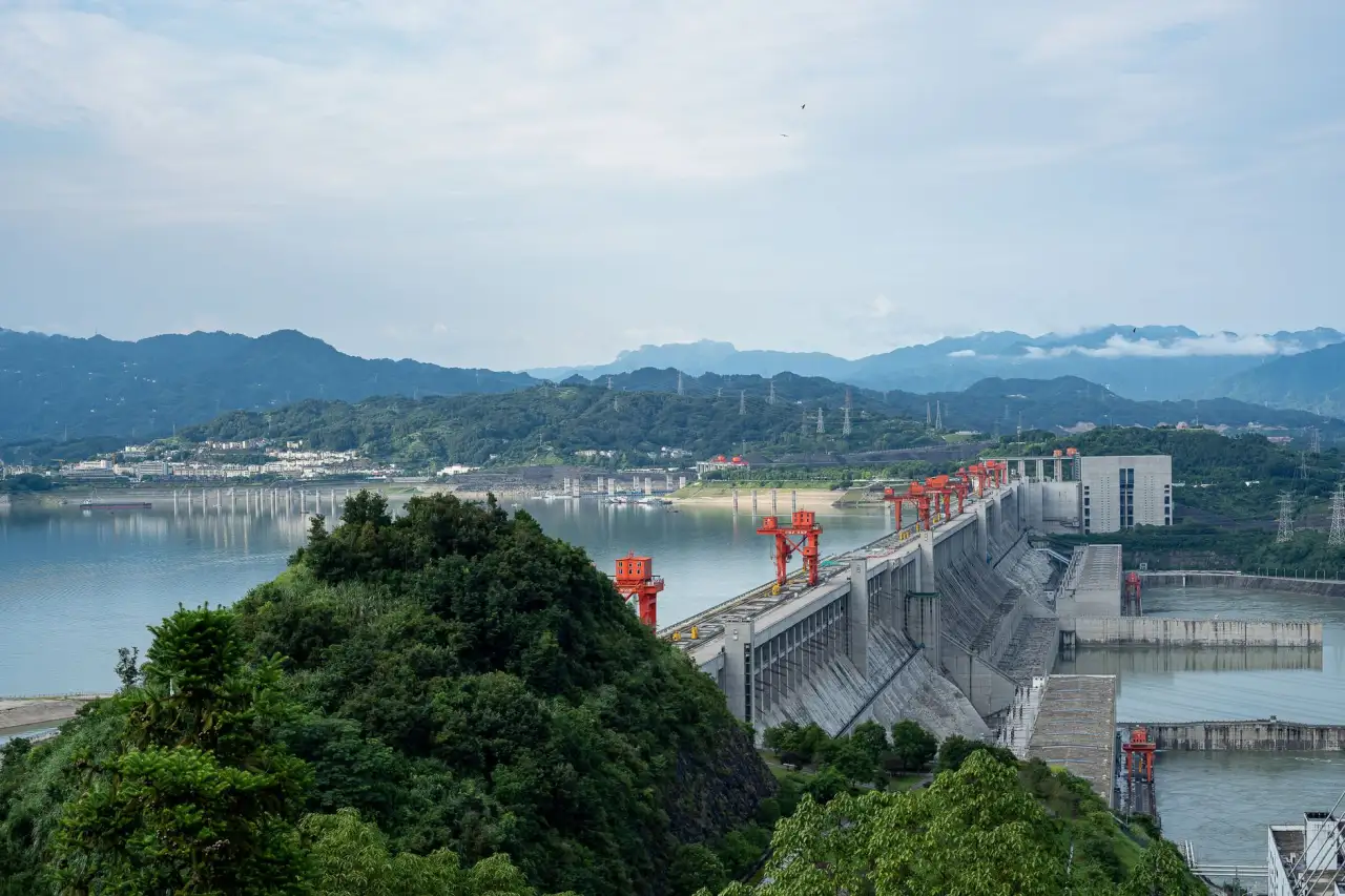 山西图书策划全流程服务解析：从选题到出版落地