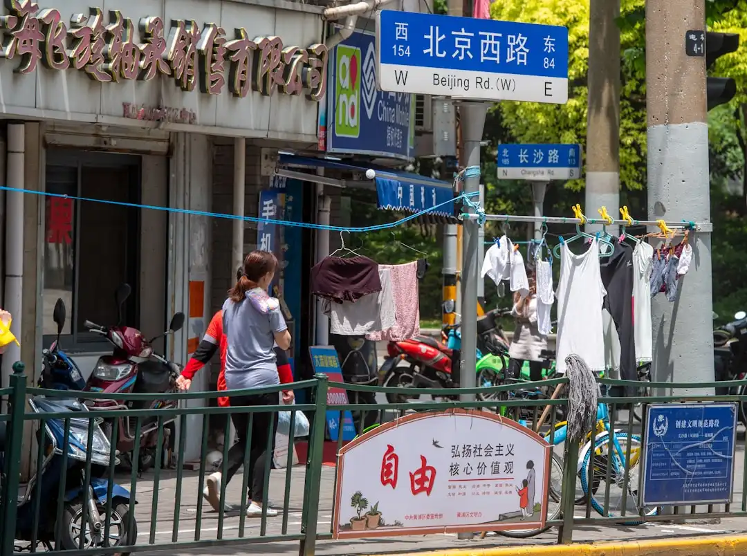图书策划与文化交流融合趋势下，出版机构如何优化内容生产流程